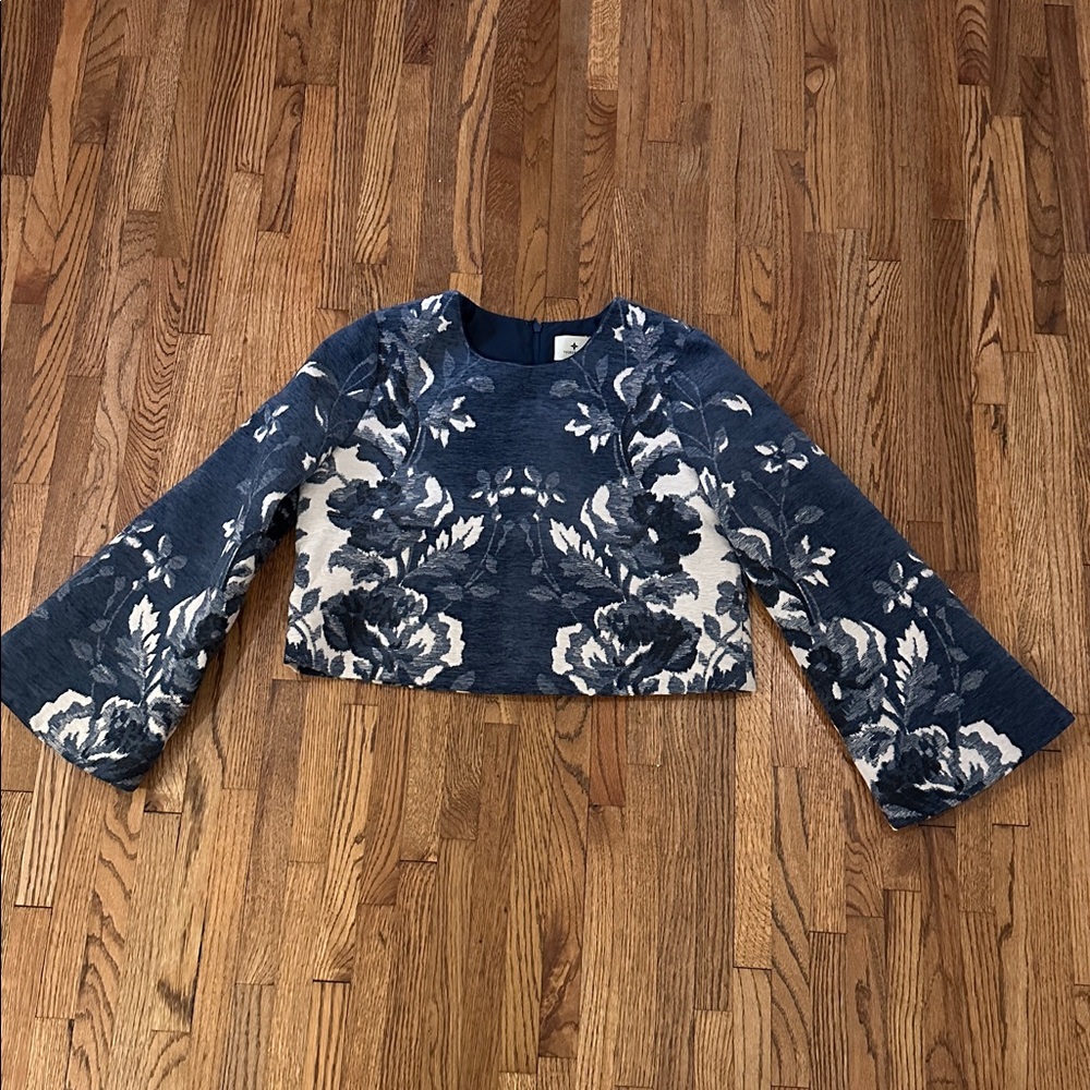 Tuckernuck Navy and White Patterned Top